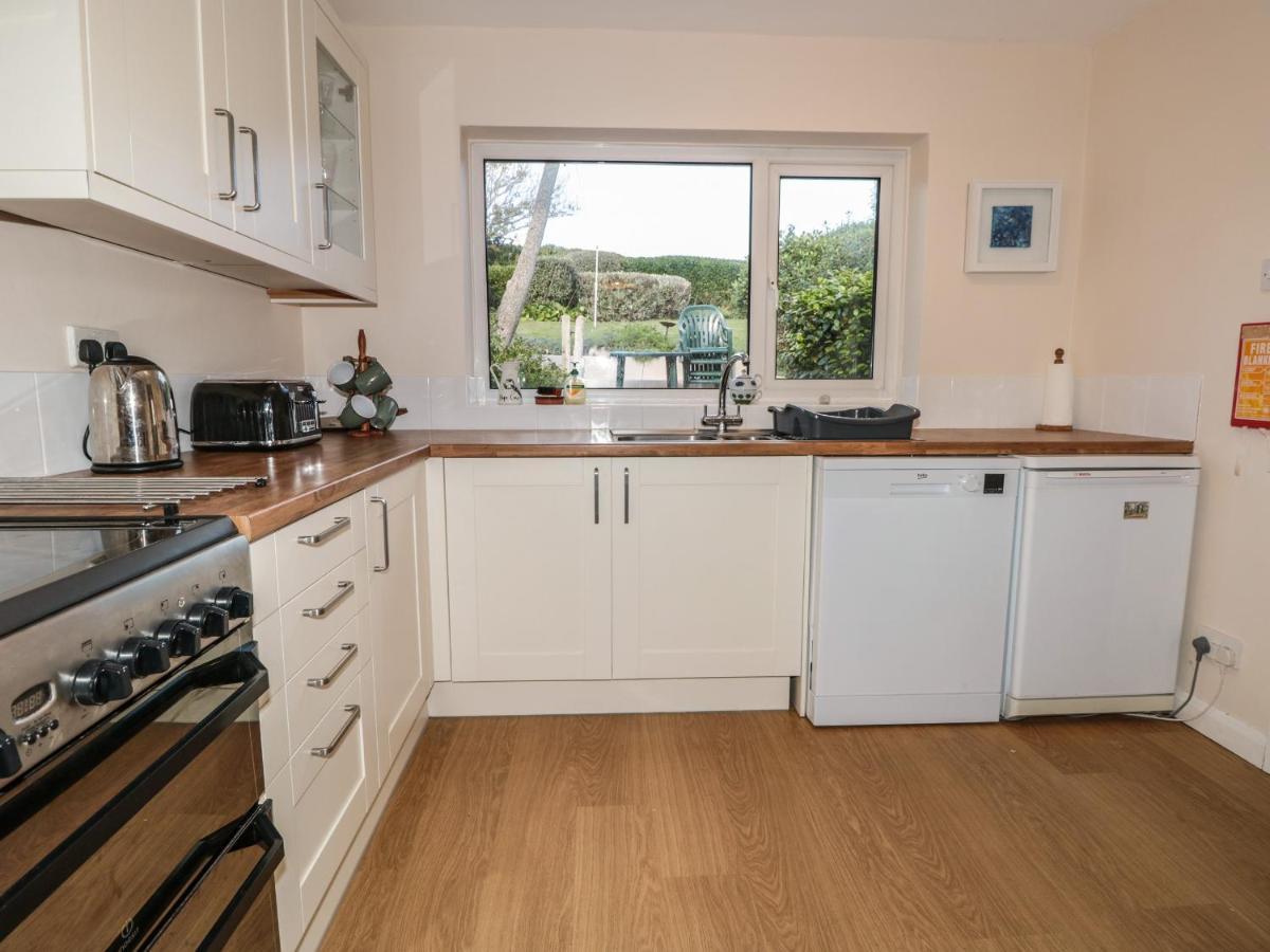 Villa 33 Weymouth Park Kingsbridge  Exterior foto